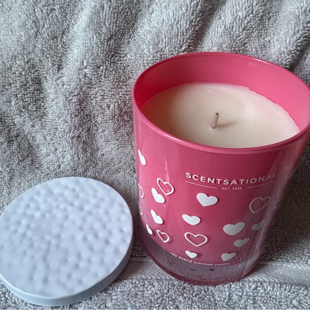 Pink Scented Candle - Picture 3 of 4